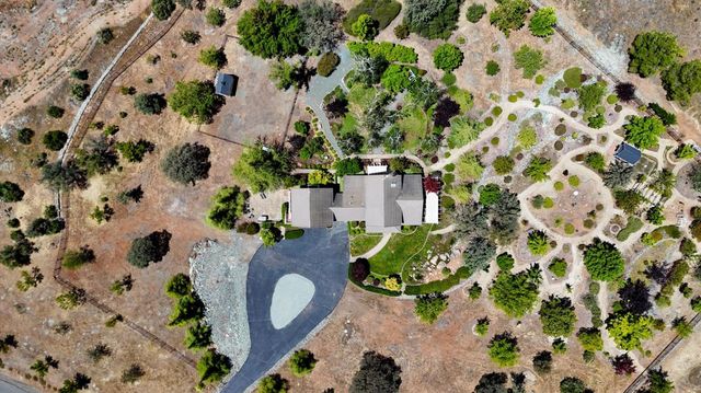 14470 Riva Ridge Cir, Auburn, CA 95602