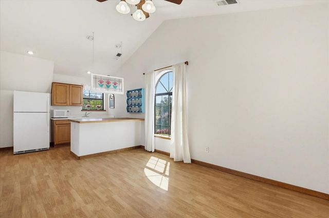 14470 Riva Ridge Cir, Auburn, CA 95602