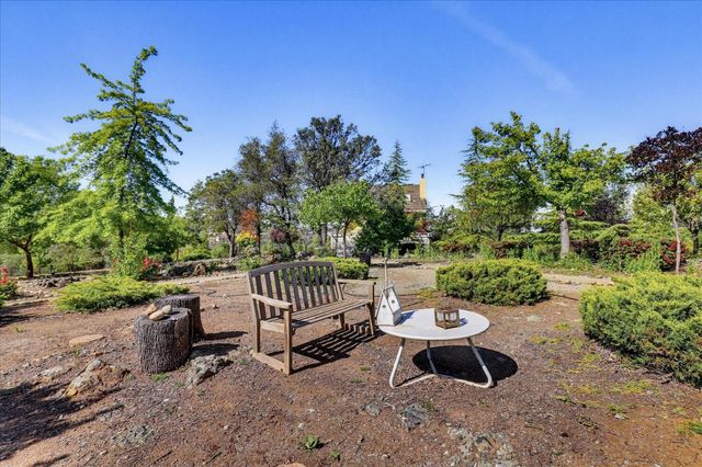 14470 Riva Ridge Cir, Auburn, CA 95602