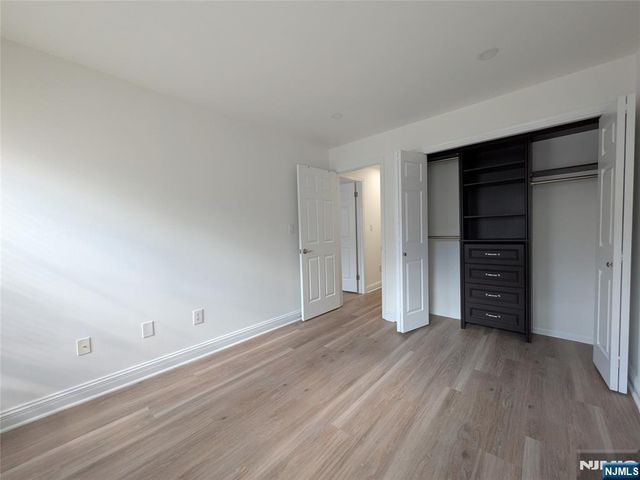 556 Windsor Drive, Palisades Park, NJ 07650