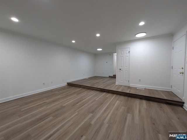 556 Windsor Drive, Palisades Park, NJ 07650