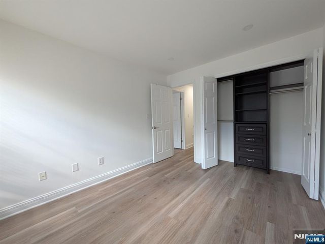 556 Windsor Drive, Palisades Park, NJ 07650