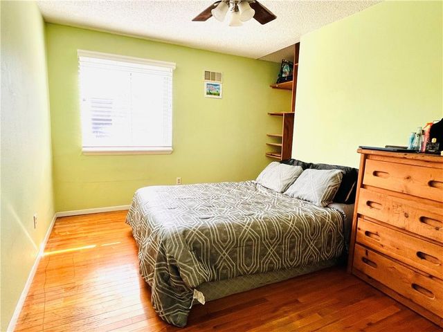 255 N Michigan Street 22, Lawrence, KS 66044