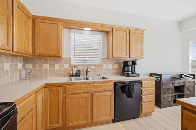 6613 W 34th St. N, Wichita, KS 67205