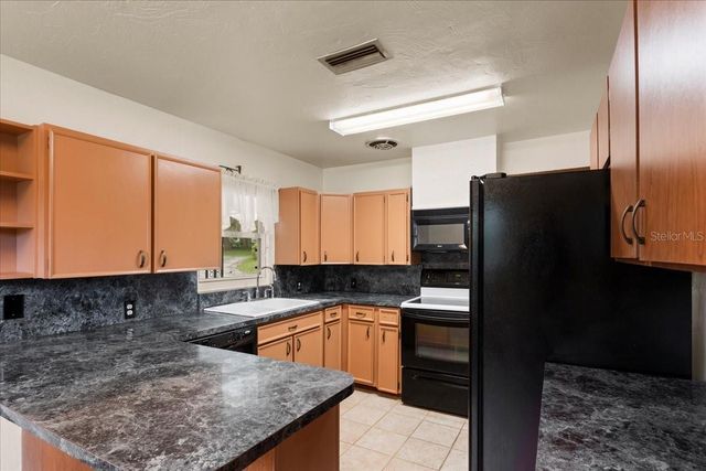 23363 NW 191ST AVENUE, High Springs, FL 32643