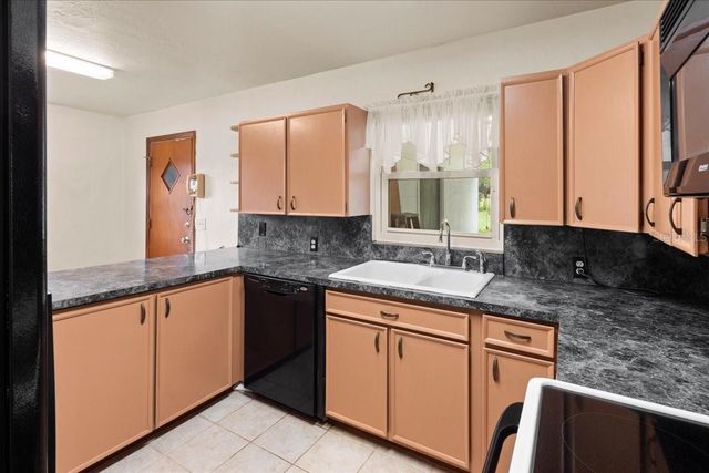 23363 NW 191ST AVENUE, High Springs, FL 32643