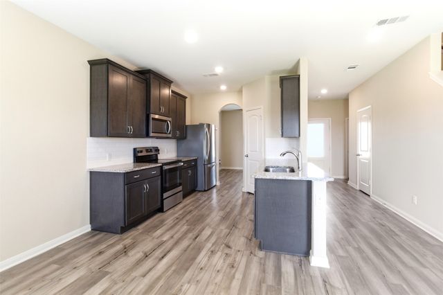 309 Golden Sands Lane, Princeton, TX 75407