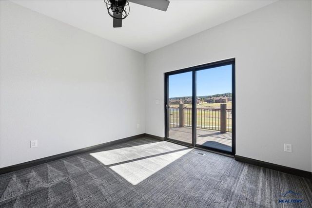 20703 APPLE SPRINGS BLVD, Sturgis, SD 57783