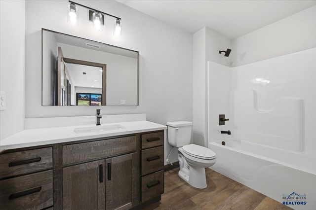 20703 APPLE SPRINGS BLVD, Sturgis, SD 57783