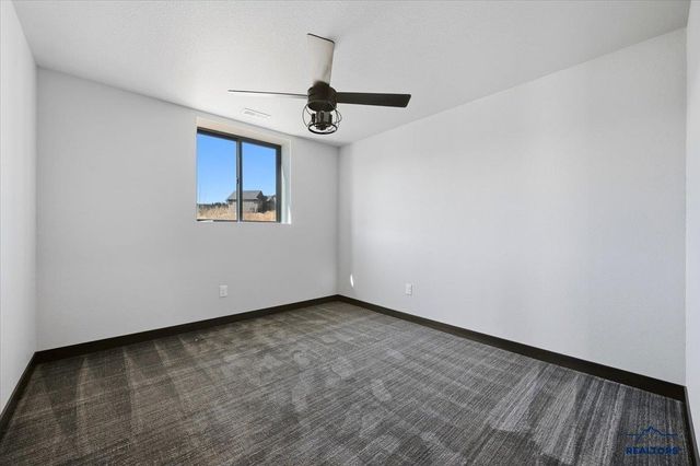 20703 APPLE SPRINGS BLVD, Sturgis, SD 57783