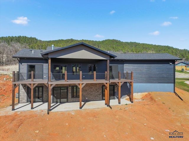20703 APPLE SPRINGS BLVD, Sturgis, SD 57783