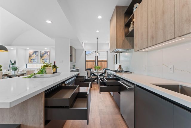 6711 Housman Street, Houston, TX 77055