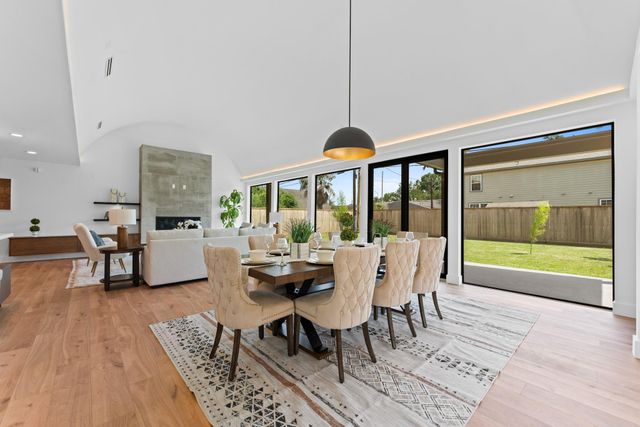 6711 Housman Street, Houston, TX 77055