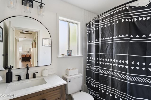 15641 N 63rd Street, Scottsdale, AZ 85254