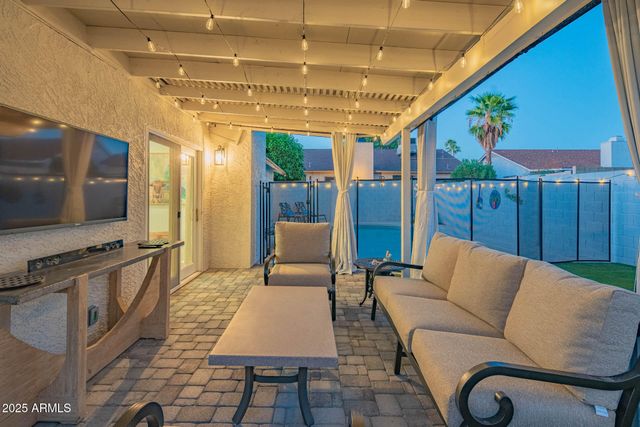 15641 N 63rd Street, Scottsdale, AZ 85254