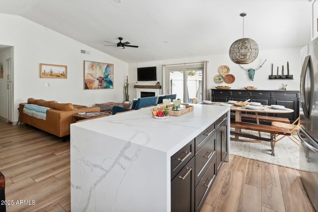 15641 N 63rd Street, Scottsdale, AZ 85254