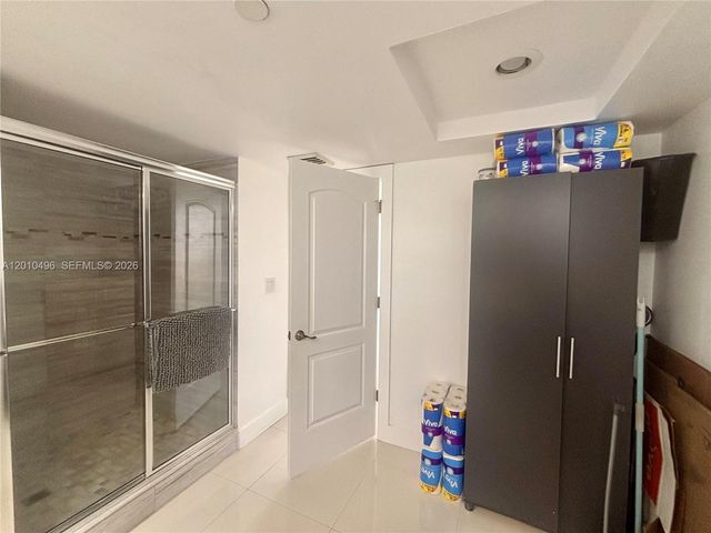 19355 Turnberry Way 7B, Aventura, FL 33180