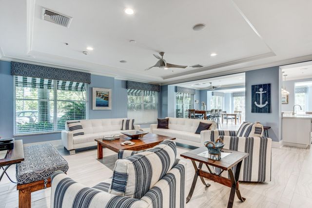 700 E Boynton Beach Boulevard 803, Boynton Beach, FL 33435