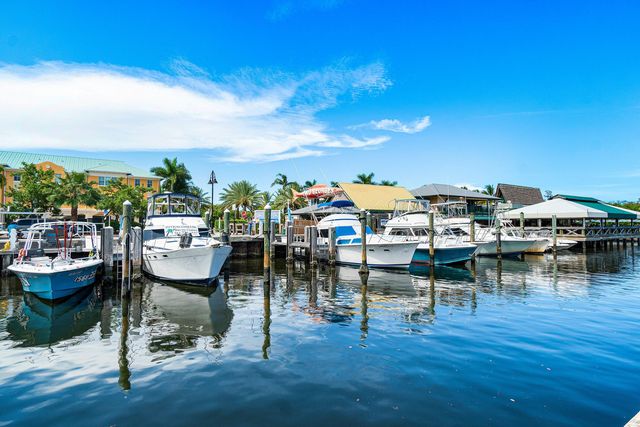 700 E Boynton Beach Boulevard 803, Boynton Beach, FL 33435