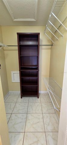 9306 LAKE CHASE ISLAND WAY, Tampa, FL 33626