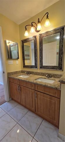9306 LAKE CHASE ISLAND WAY, Tampa, FL 33626