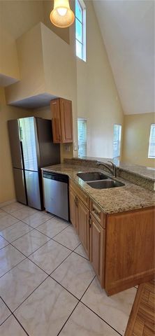 9306 LAKE CHASE ISLAND WAY, Tampa, FL 33626