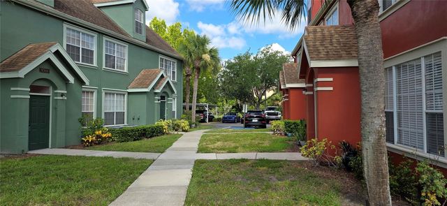 9306 LAKE CHASE ISLAND WAY, Tampa, FL 33626