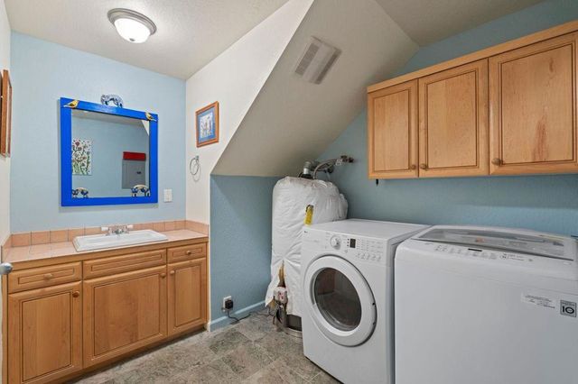 266 Coffeeberry Drive, Boulder Creek, CA 95006