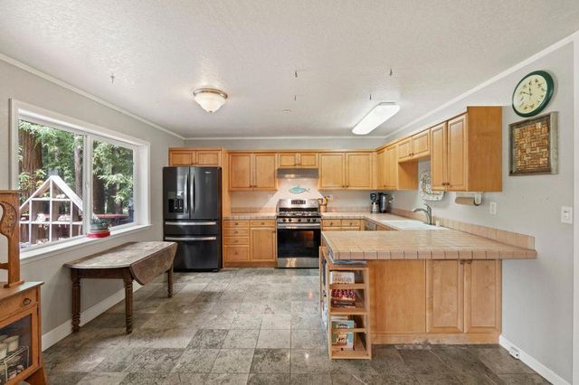266 Coffeeberry Drive, Boulder Creek, CA 95006
