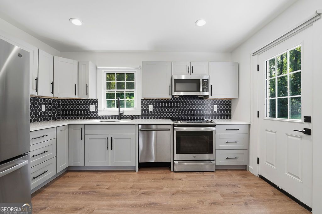 1127 Delores Way, Forest Park, GA 30297 — photo 2