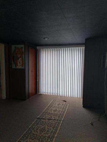 18211 Stansbury Avenue, Detroit, MI 48235