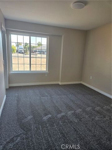 18994 Vine Street, Hesperia, CA 92345