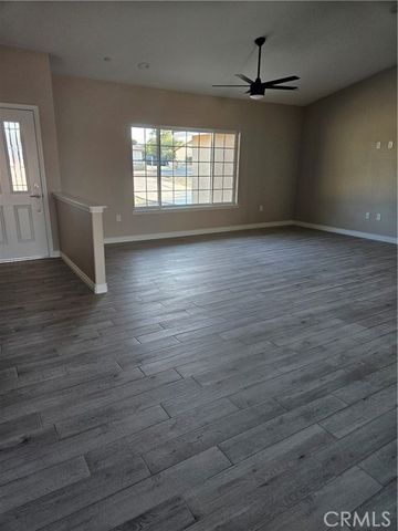 18994 Vine Street, Hesperia, CA 92345