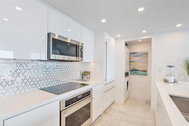 90 Alton Rd 1806, Miami Beach, FL 33139