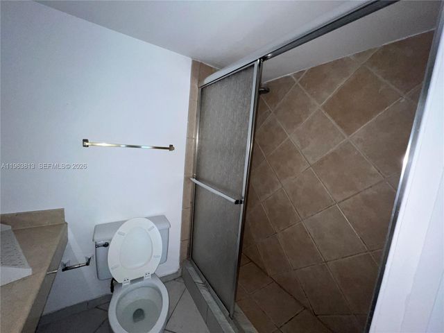 6770 Indian Creek Dr PH-D, Miami Beach, FL 33141