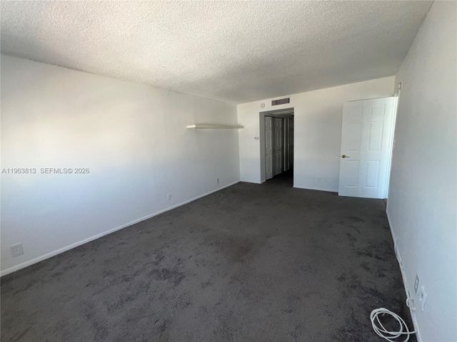 6770 Indian Creek Dr PH-D, Miami Beach, FL 33141