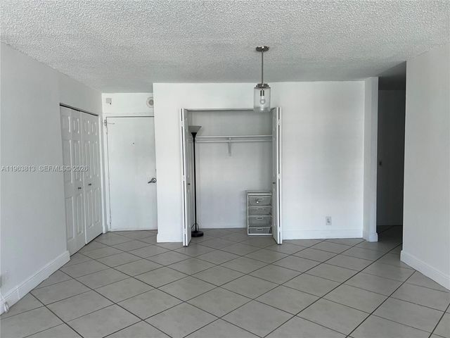 6770 Indian Creek Dr PH-D, Miami Beach, FL 33141