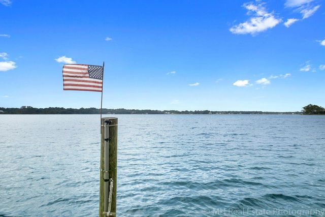 6 Marina Cove Drive, Niceville, FL 32578