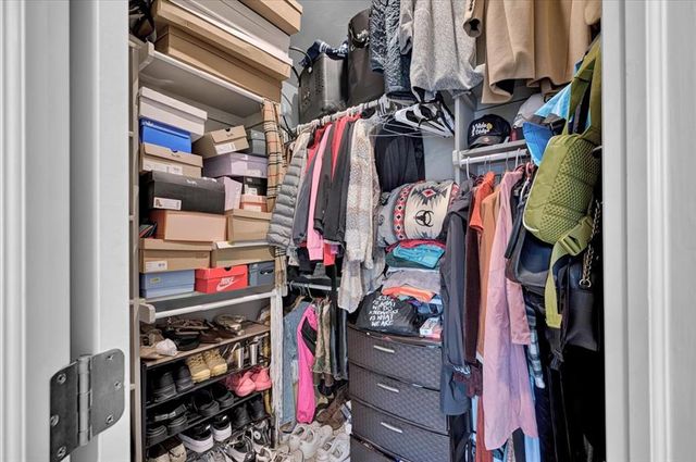 612 Bison Crossing Drive, Yukon, OK 73099