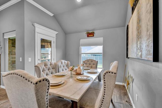 612 Bison Crossing Drive, Yukon, OK 73099