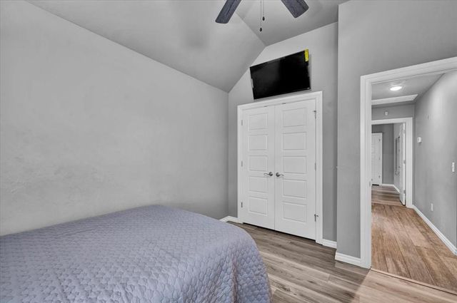 612 Bison Crossing Drive, Yukon, OK 73099