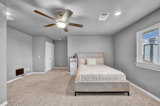 612 Bison Crossing Drive, Yukon, OK 73099
