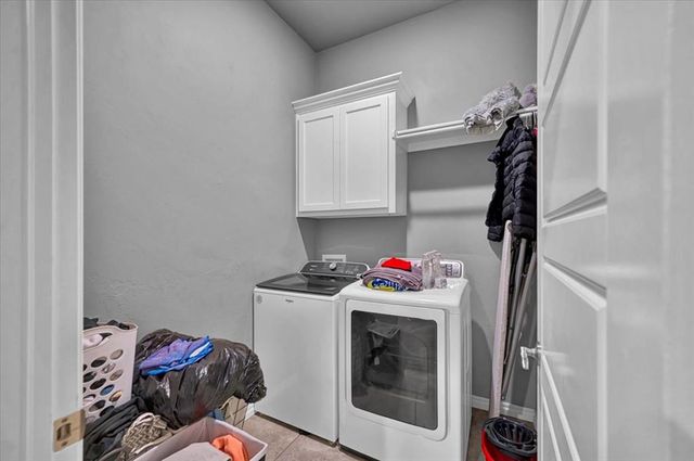 612 Bison Crossing Drive, Yukon, OK 73099