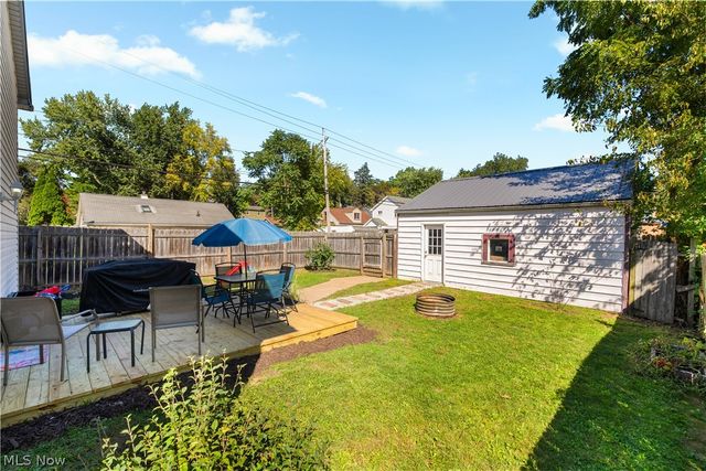 1079 Pitkin Avenue, Akron, OH 44310