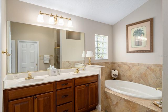 2741 PERSIMMON LOOP, The Villages, FL 32162