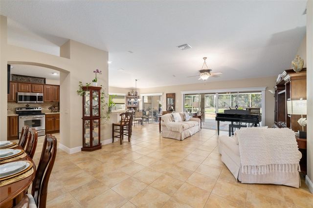 2741 PERSIMMON LOOP, The Villages, FL 32162