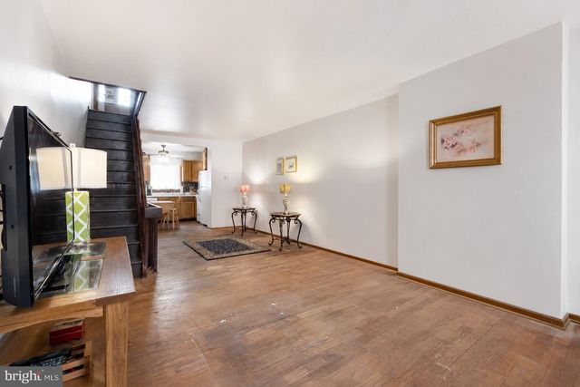 830 CROSS, Philadelphia, PA 19147