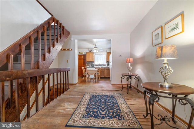 830 CROSS, Philadelphia, PA 19147