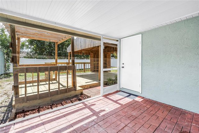 2112 HOPKINS DRIVE W, Bradenton, FL 34207