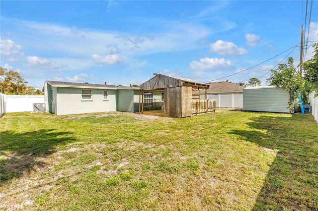 2112 HOPKINS DRIVE W, Bradenton, FL 34207